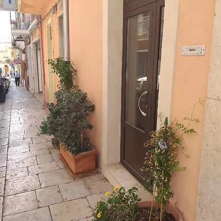Bivani A 2 Passi Dalla Cattedrale فندق 3*